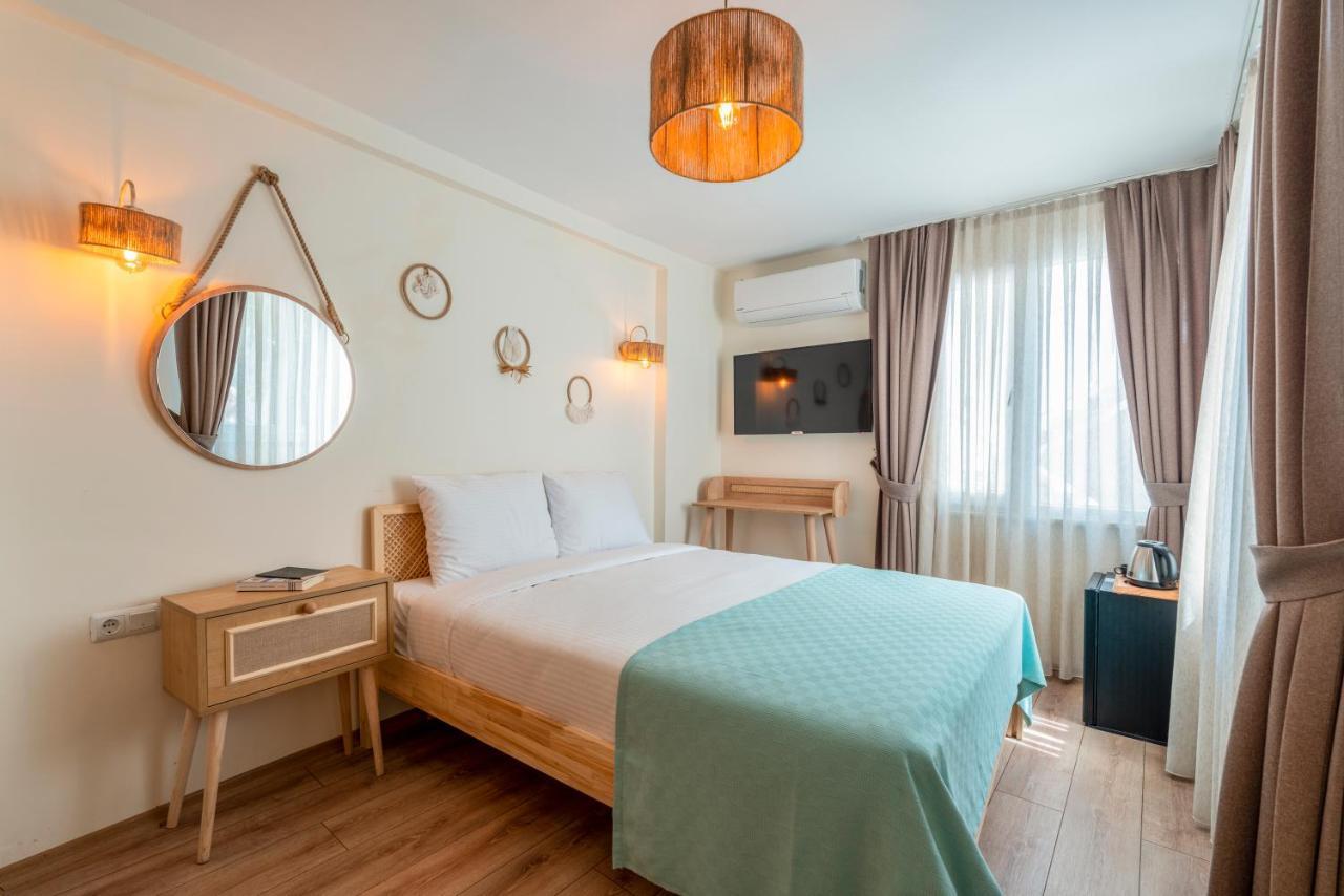 Aya Butik Otel Adalar Exterior foto