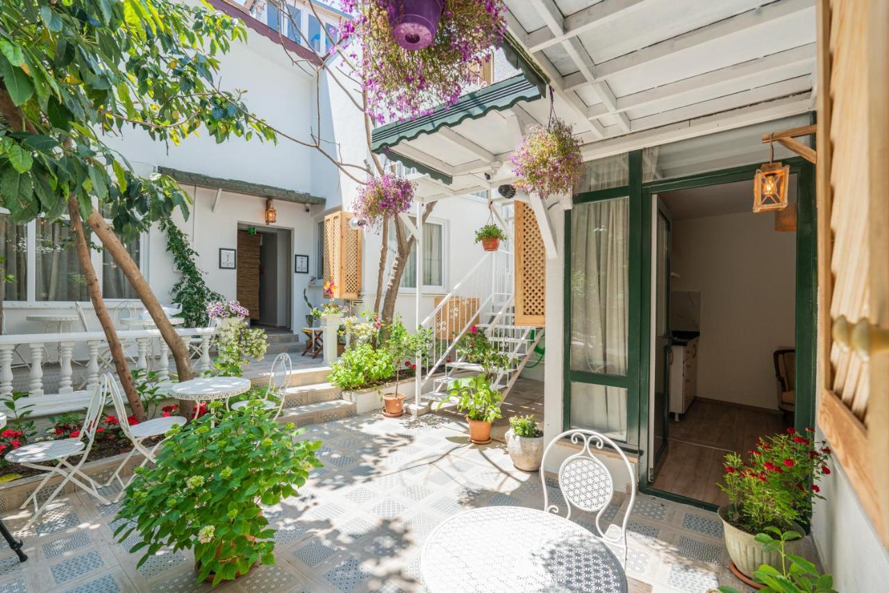 Aya Butik Otel Adalar Exterior foto