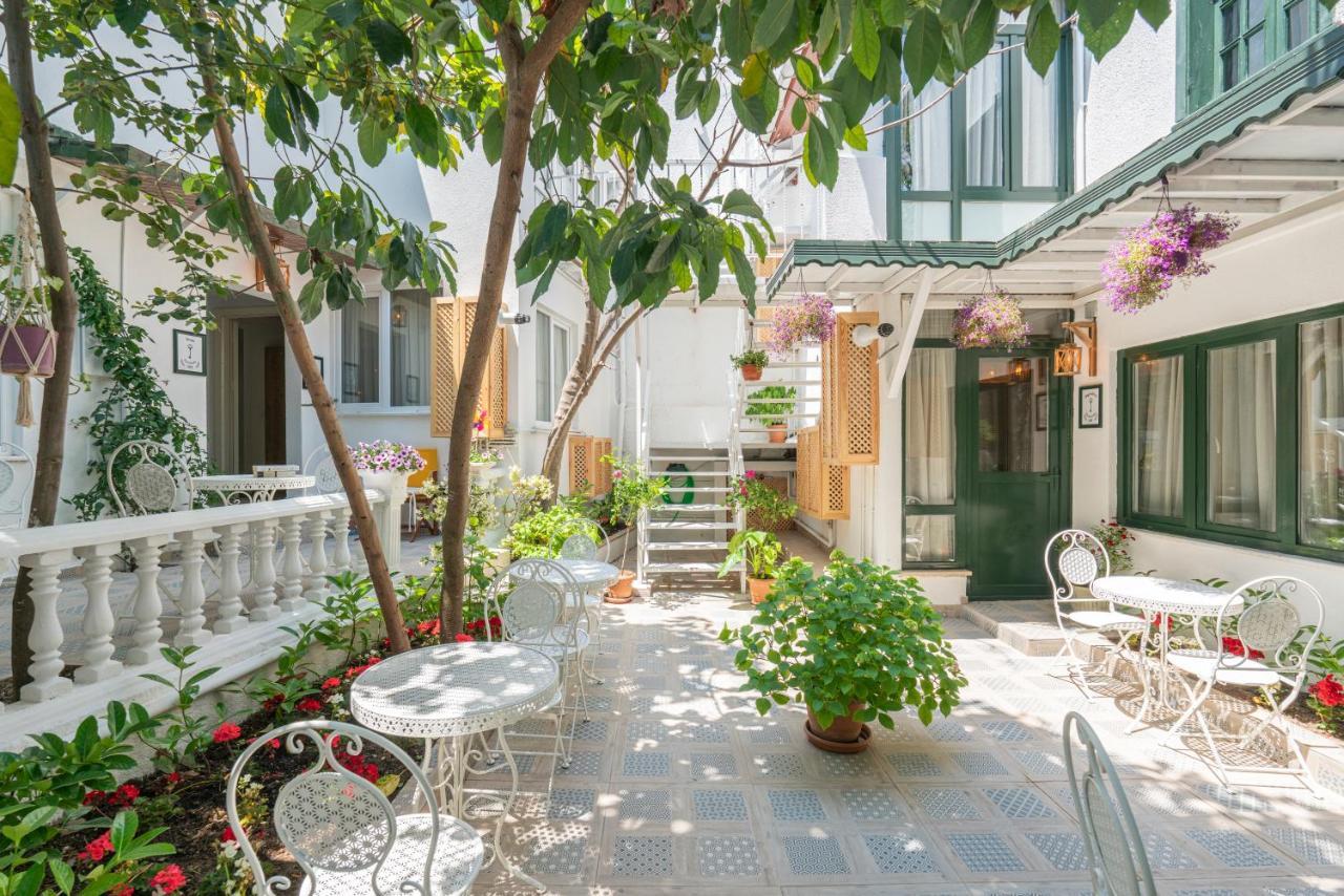 Aya Butik Otel Adalar Exterior foto