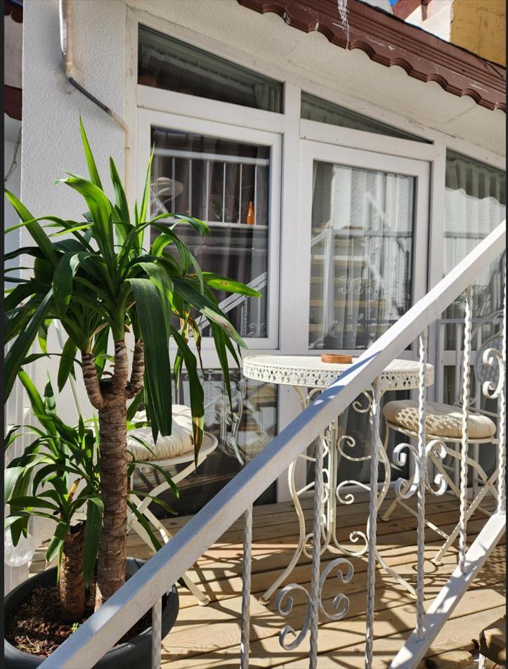 Aya Butik Otel Adalar Exterior foto
