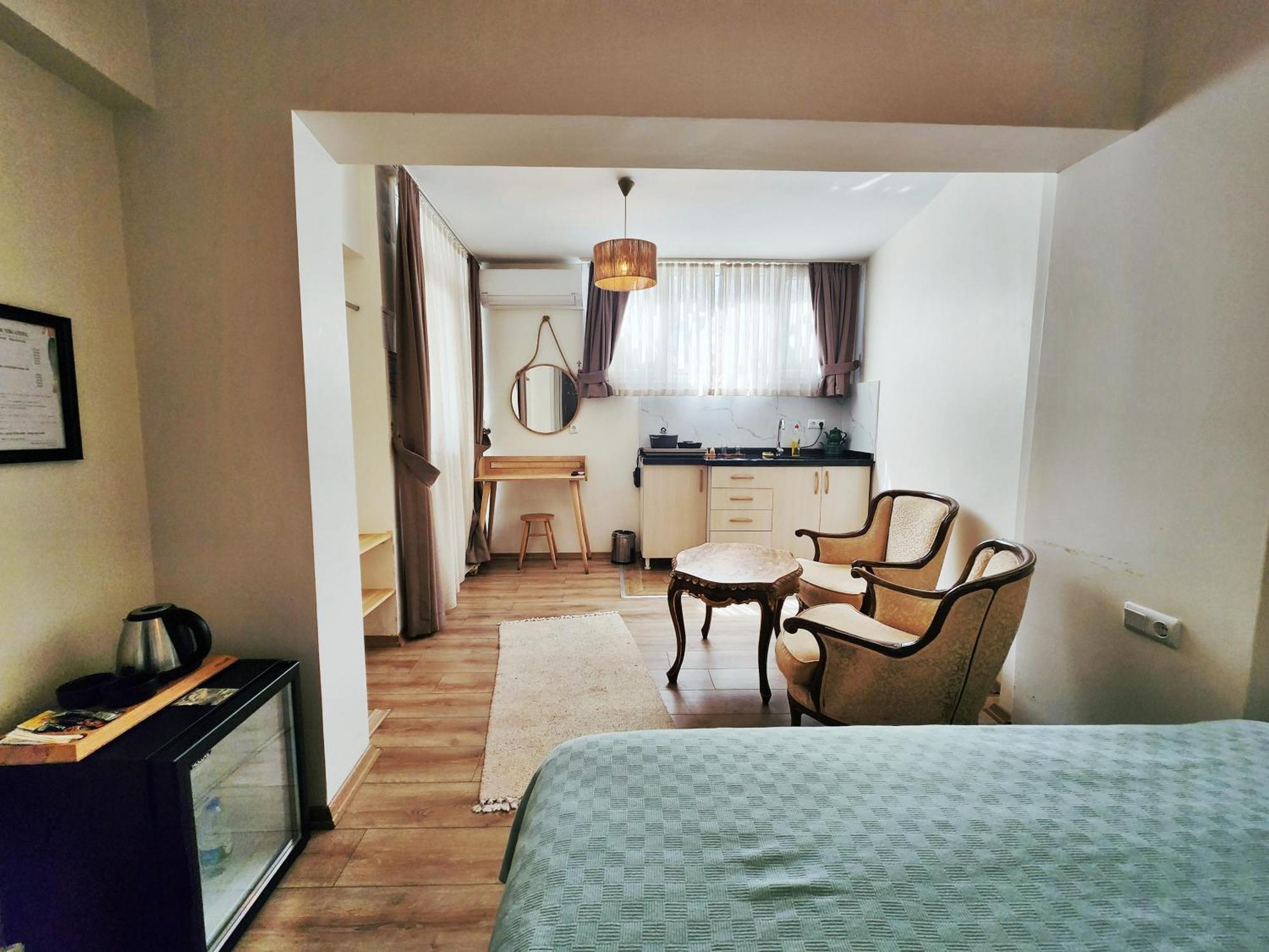 Aya Butik Otel Adalar Exterior foto
